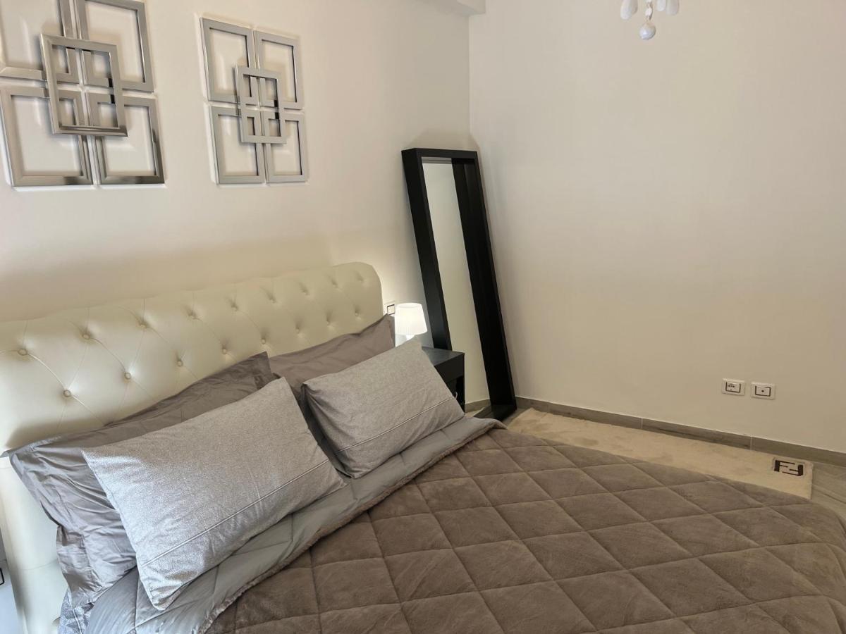Casa Pepi Apartment Pesaro Bagian luar foto
